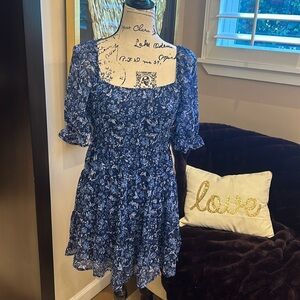 Beautiful brand new blue dress